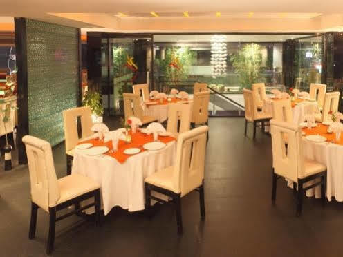 Swagath De Royal Hotel Hyderabad Exterior photo